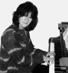 Photo of Lorraine Milne
